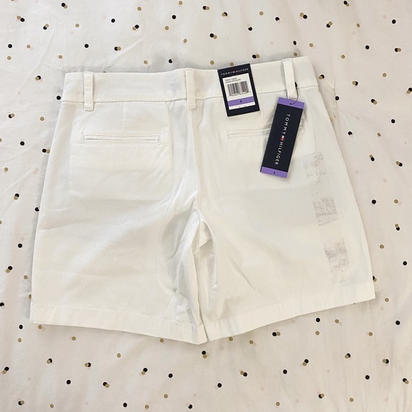 Tommy Hilfiger Shorts - Picture 3 of 5